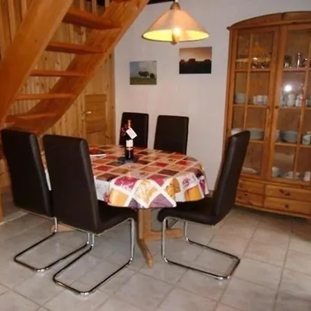 Mara Fuer 5 Personen Mit Sauna Und Kaminofen Am Waldrand Vom Extertal